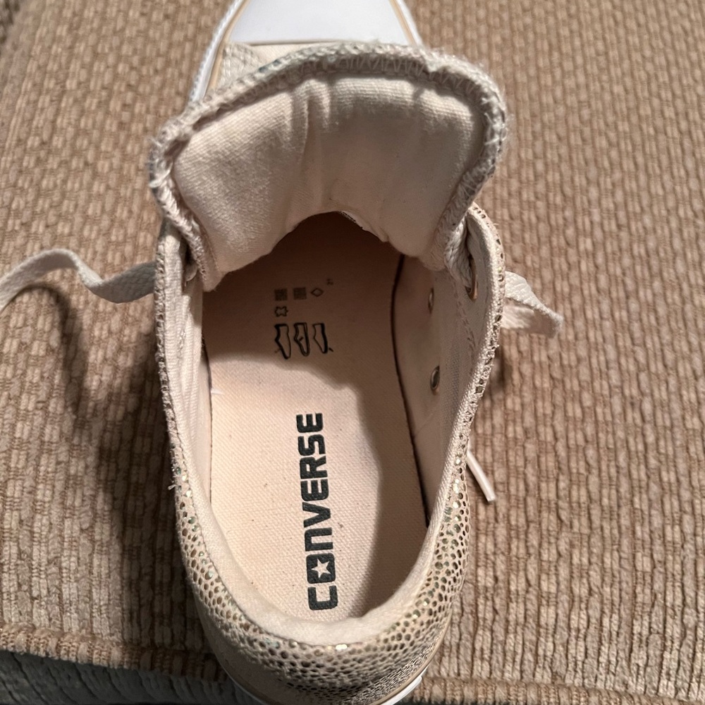 Limited edition converse đ - Picture 7 of 8